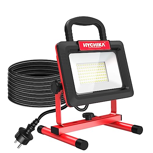 100W Projecteur Chantier LED, HYCHIKA 12,000LM Lampe Chantier avec Prise Ultra-Lumineux, IP66 Tanche, Rotation 360, Spot LED avec Cable 2M, Pour Garage Atelier Bricolage Construction